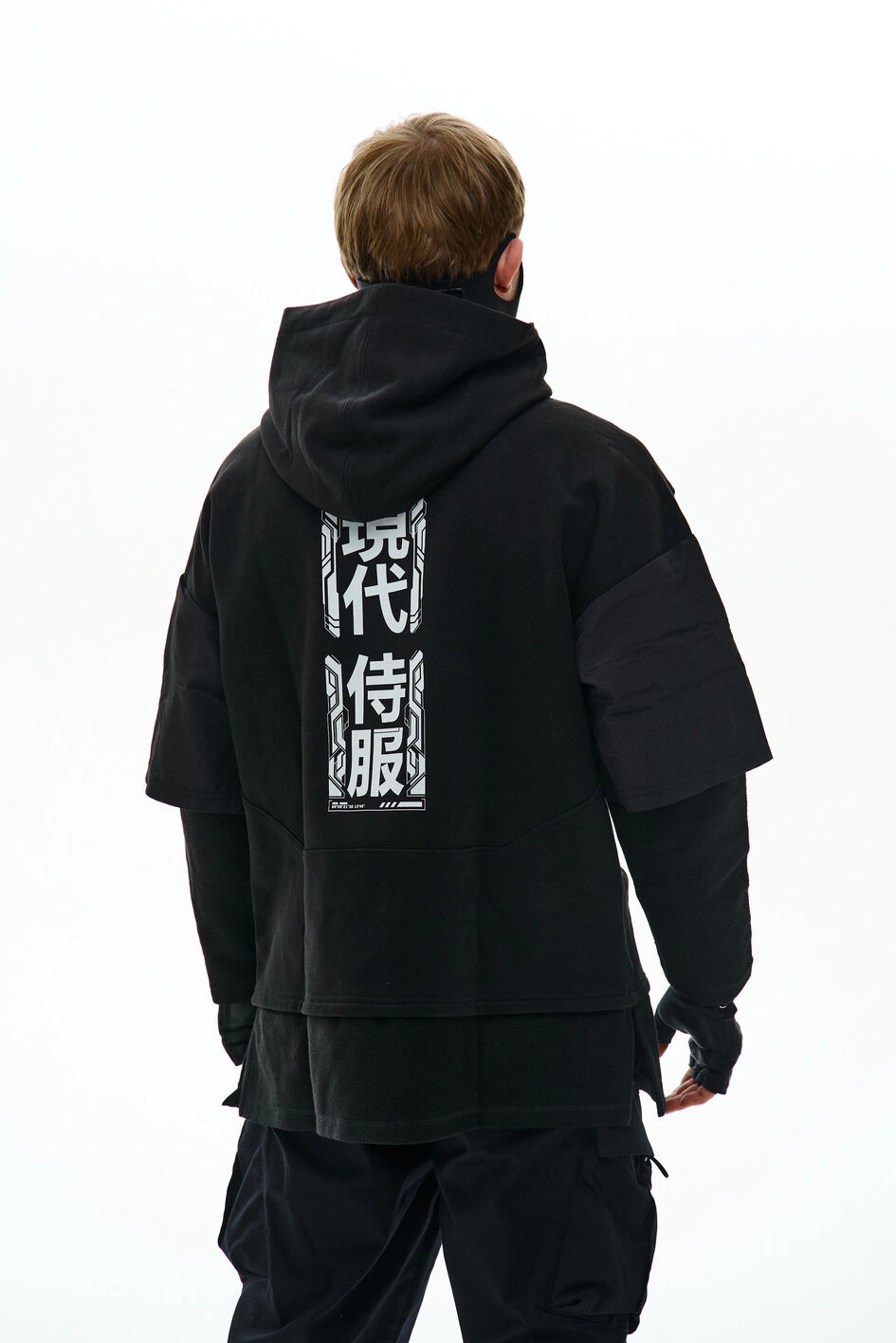 Худі з тринитки та принтами 