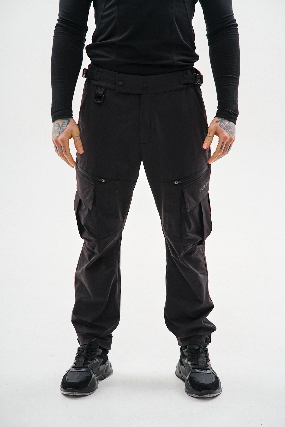 Карго штани прямого крою з нейлону 