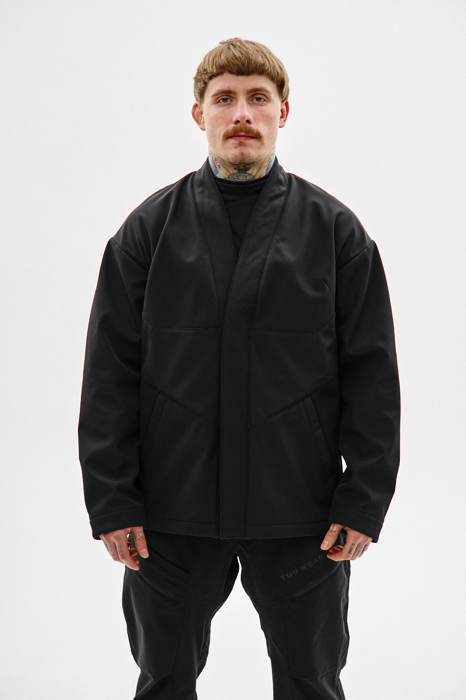 Весняна куртка-кімоно з софтшеллу 