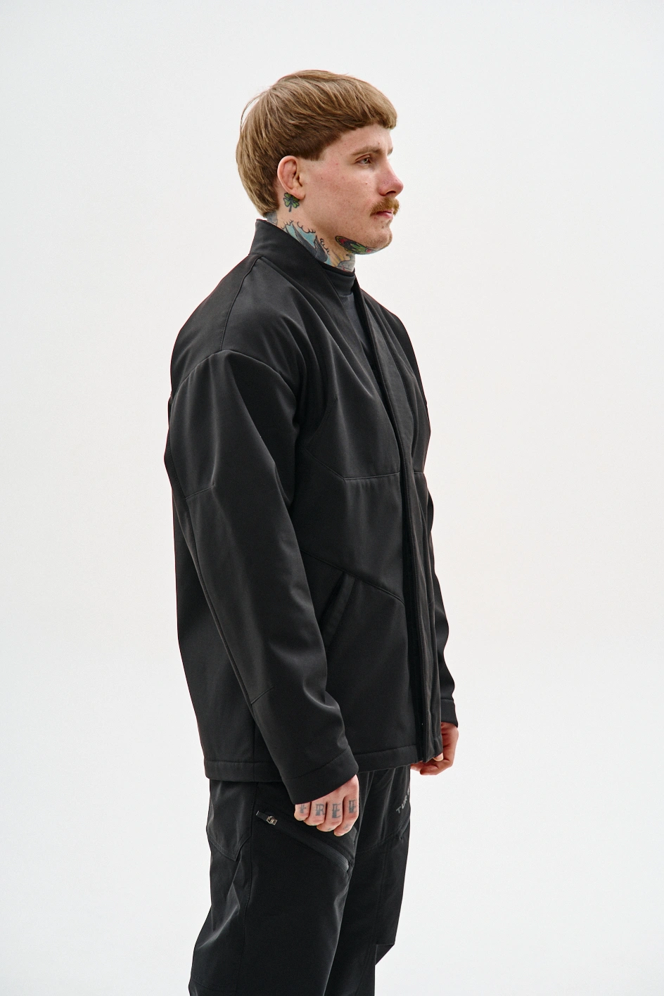 Весняна куртка-кімоно з софтшеллу 