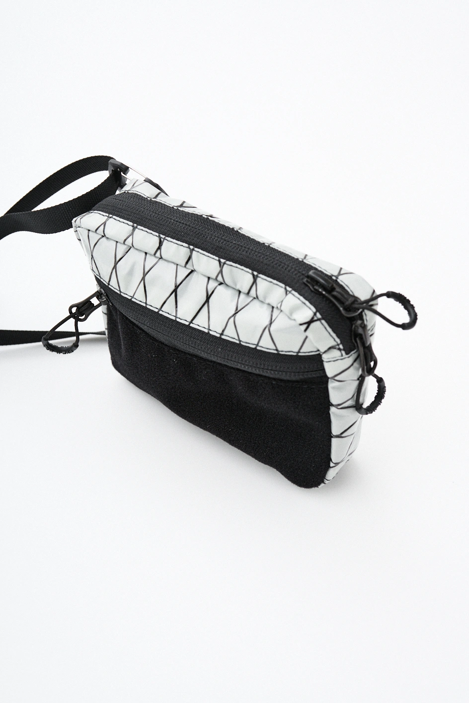 Сумка через плече з велкро панеллю 